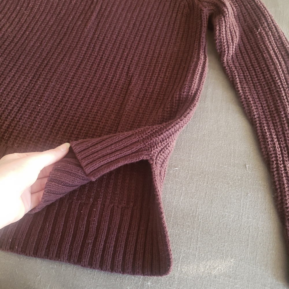 Plum turtleneck - Picture 4 of 7